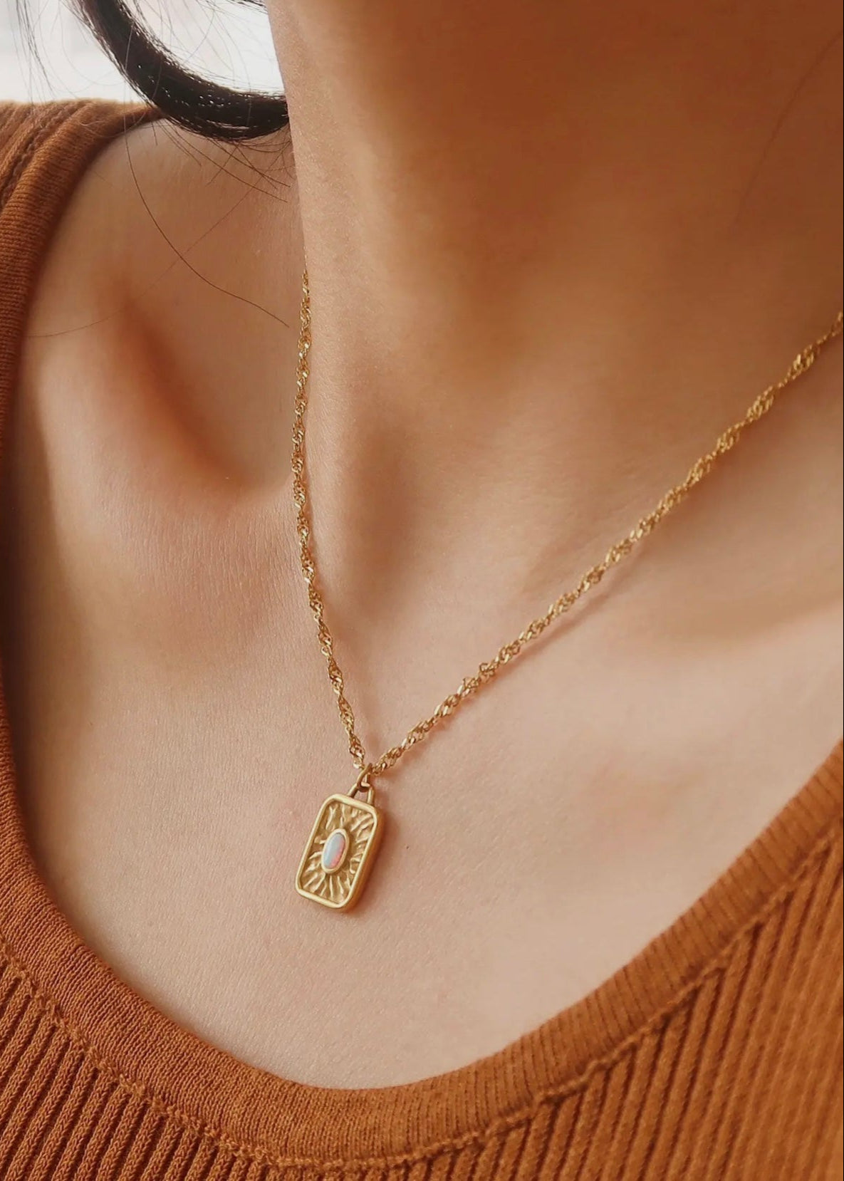 Elaine 18K Non-Tarnish Rectangle Stone Sun Necklace